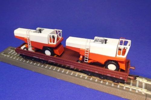 TT-Koch Art. Mähdrescher - Bahntransport Set 1